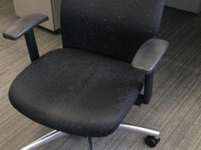 Кресло для персонала TIO